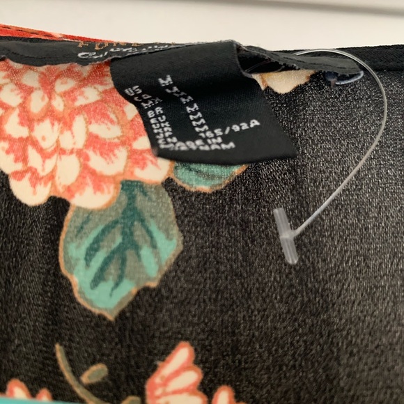 Forever 21 pretty much new!! - Picture 2 of 5